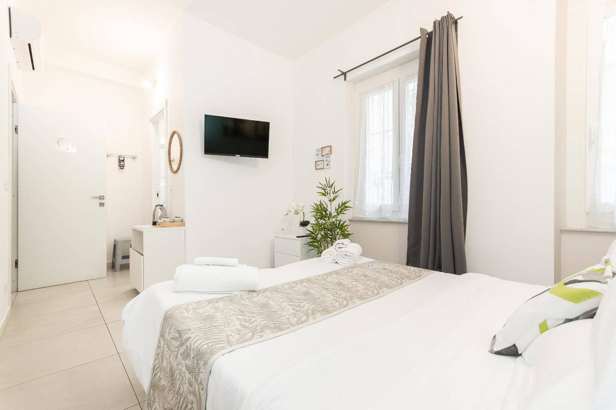Vittorioveneto126 Bed & Breakfast La Spezia Room photo